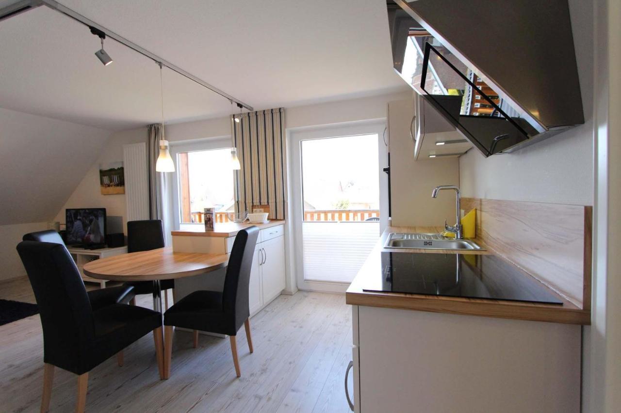 Haus Heckenrose Whg 2 Og Appartement Kellenhusen Buitenkant foto